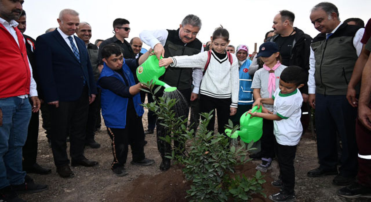 Osmaniye’de 143 Bin Fidan Toprakla Buluştu