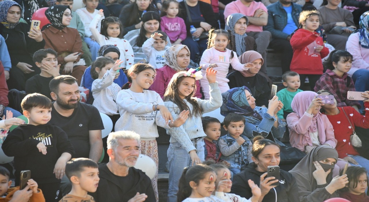 Osmaniyede çocuklara ara tatil hediyesi