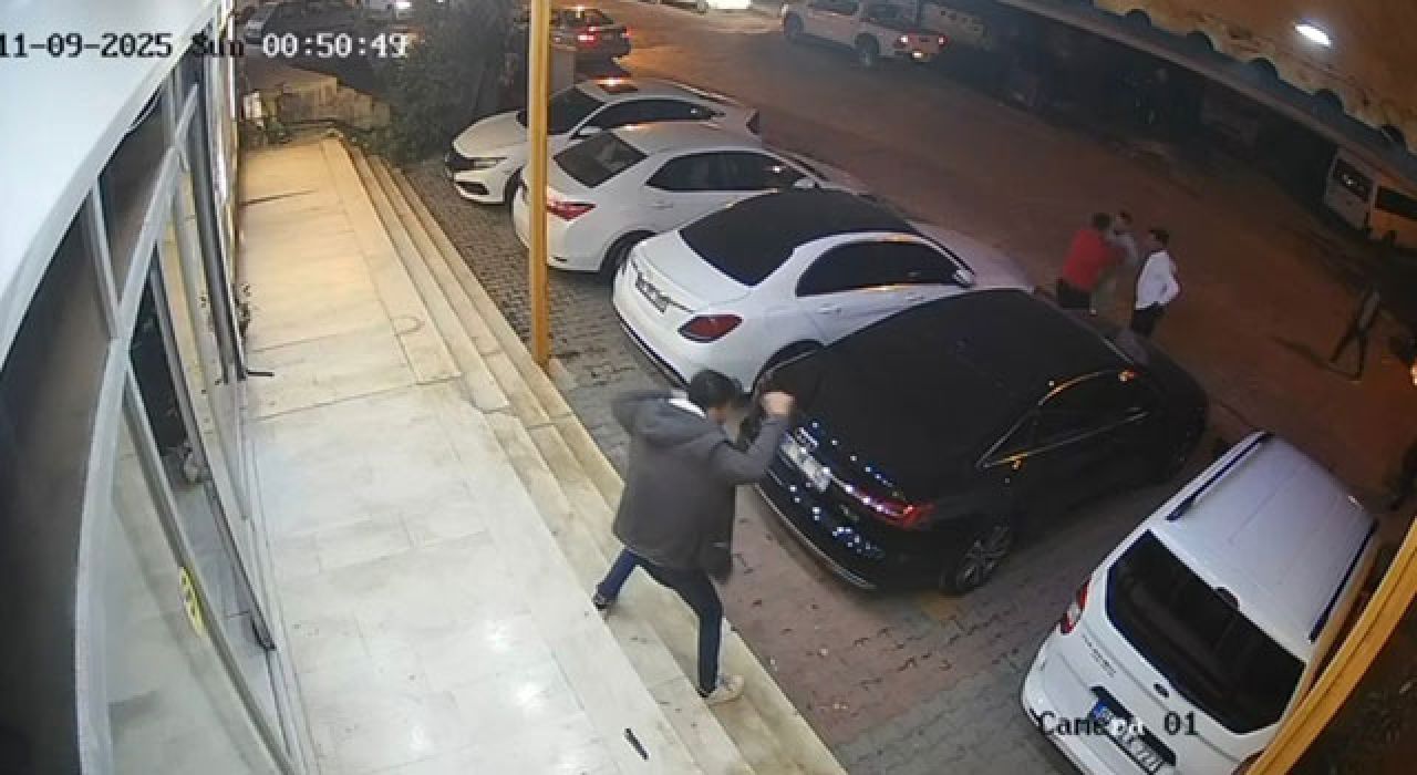 Osmaniye’de Oto Galeri Önünde Silahlı Kavga