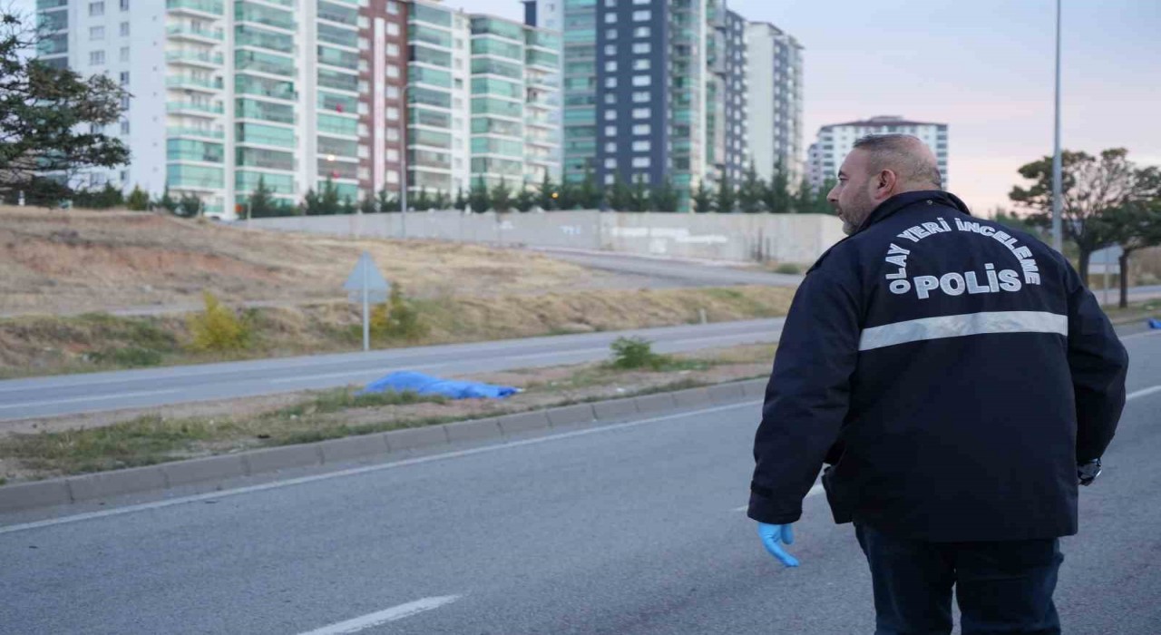 Otomobilin çarptığı yaya hayatını kaybetti