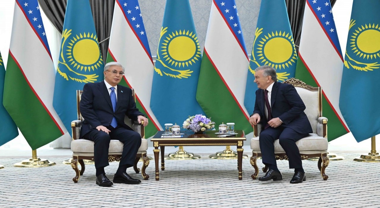 Özbekistandan Kazakistan Cumhurbaşkanı Tokayeve Yüksek Dereceli Dostluk Nişanı