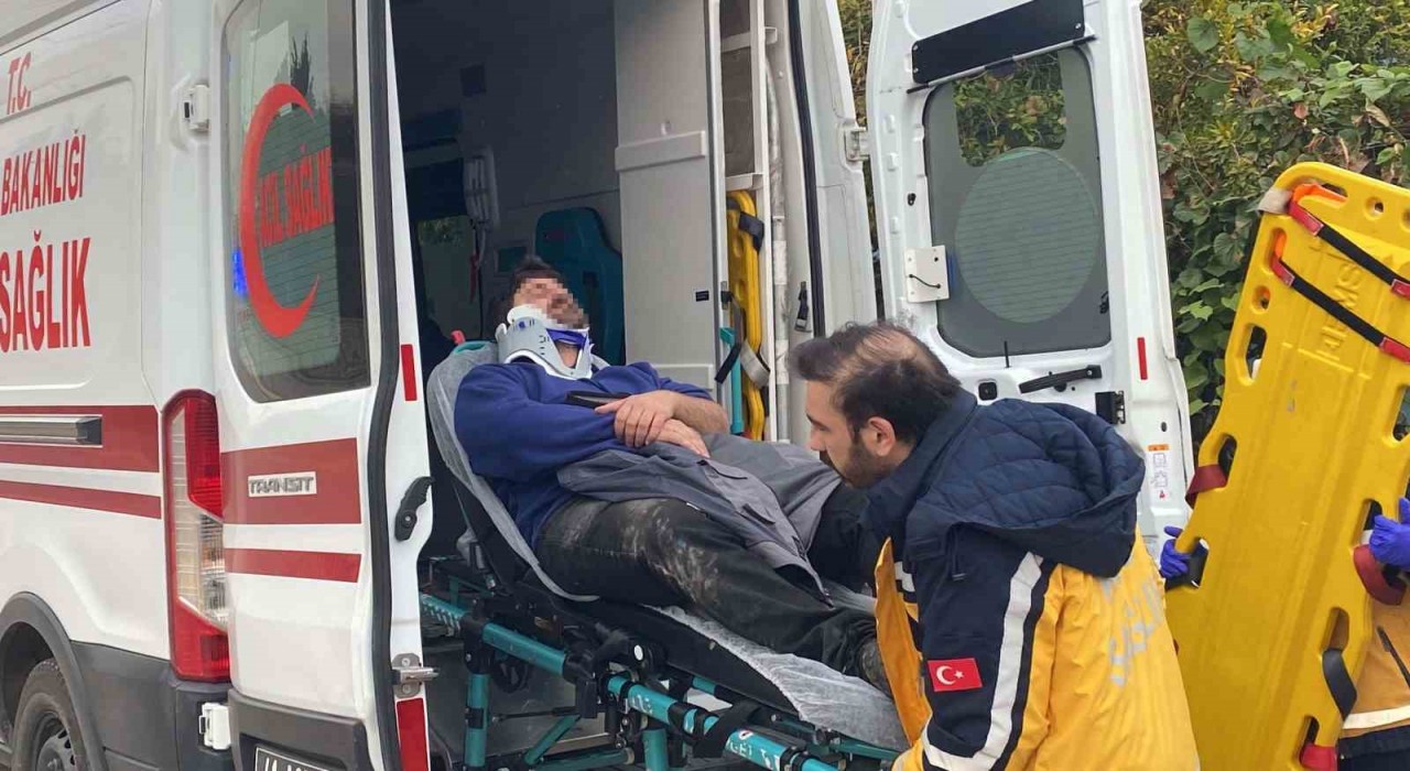 Panelvan ile çarpışan motosikletli yaralandı