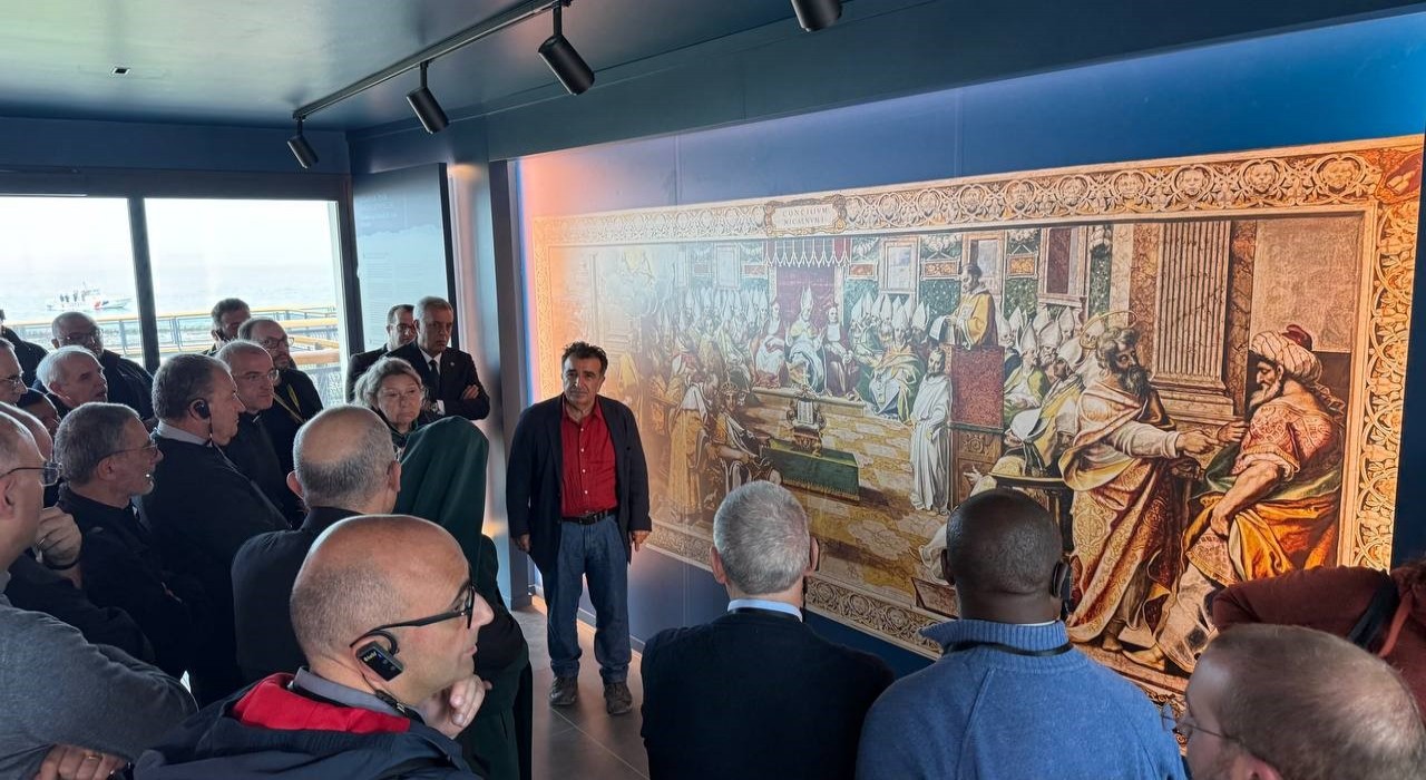 Papa vekili İznikte