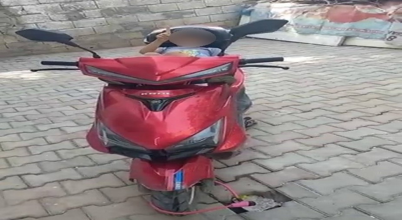 Park halindeki motosiklet çalındı