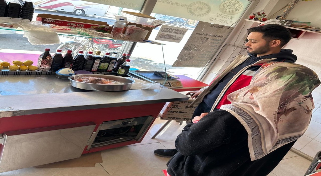 Pazarlarda gıda işletmeleri denetlendi