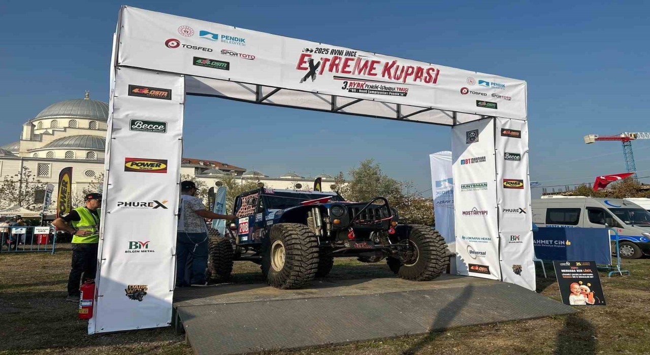 Pendikte off-road yarışları nefesleri kesti