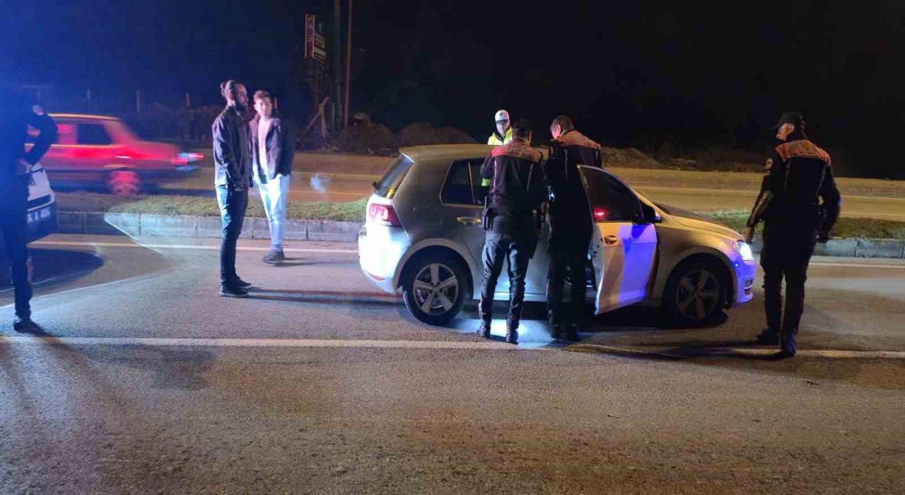 Polis kovalamacasıyla yakalanan sürücü alkollü çıktı
