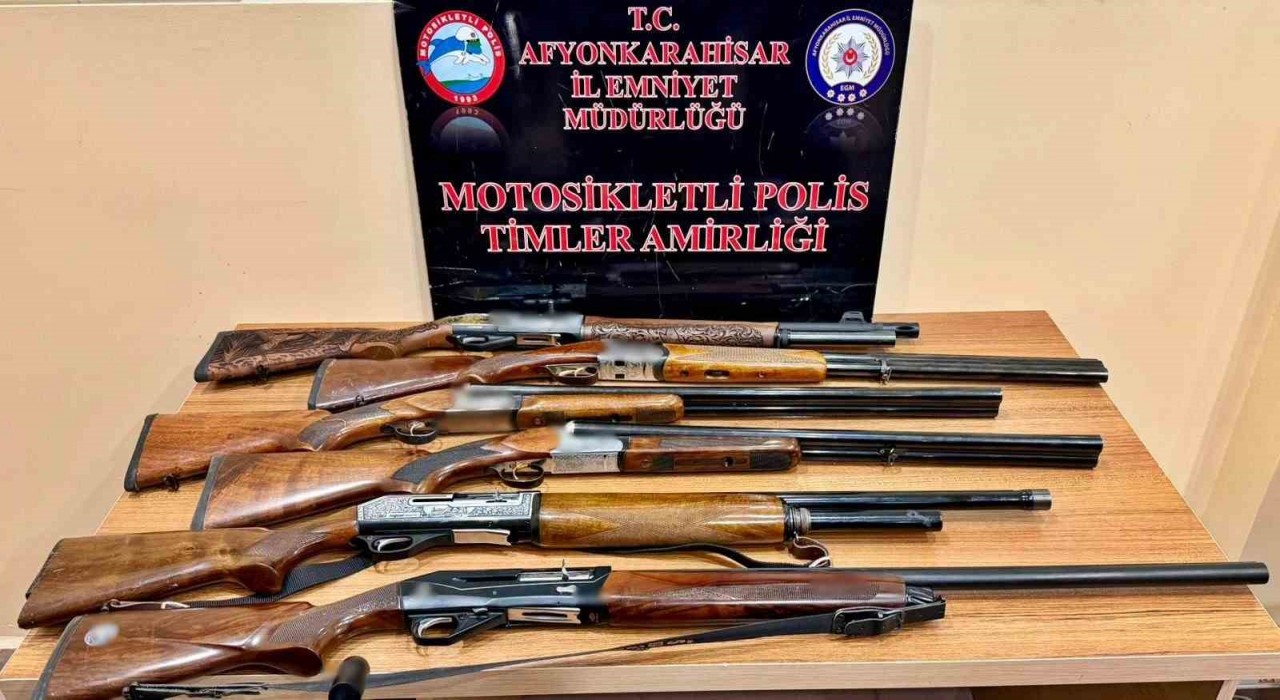 Polis saksılar da yetiştirilen kenevir ele gecirdi