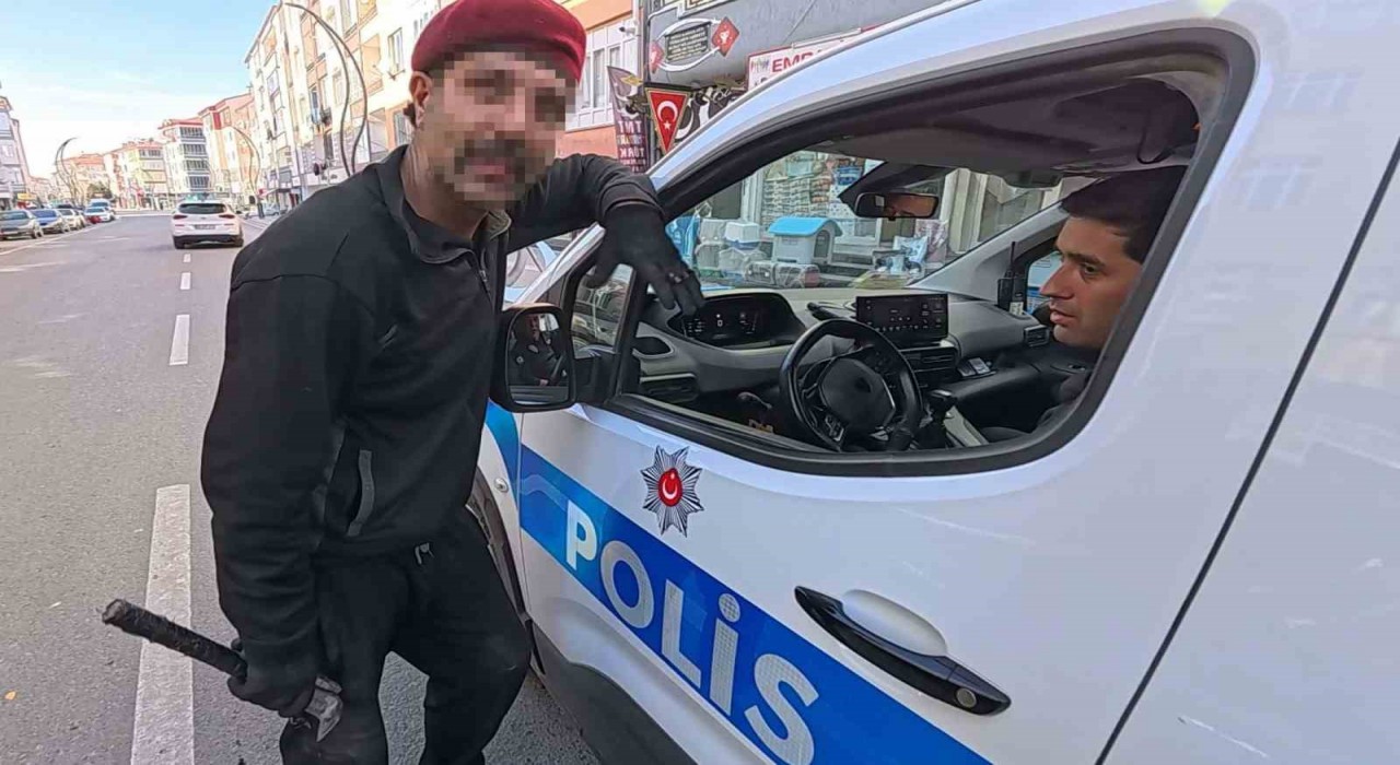Polis uyarıya geldi, ahtım var, benzin döküp yakacağım dedi