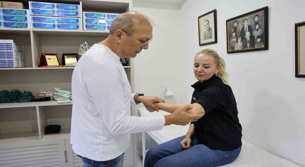 Prof. Dr. Karalezli: Çıkıklar acildir, doğru tedavi edilmezse ciddi hasar bırakabilir