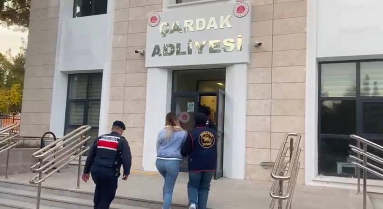 Sabıkalı sevgili, kadın gardiyana yapay zekayla oluşturduğu görüntüyle şantaj yaptı