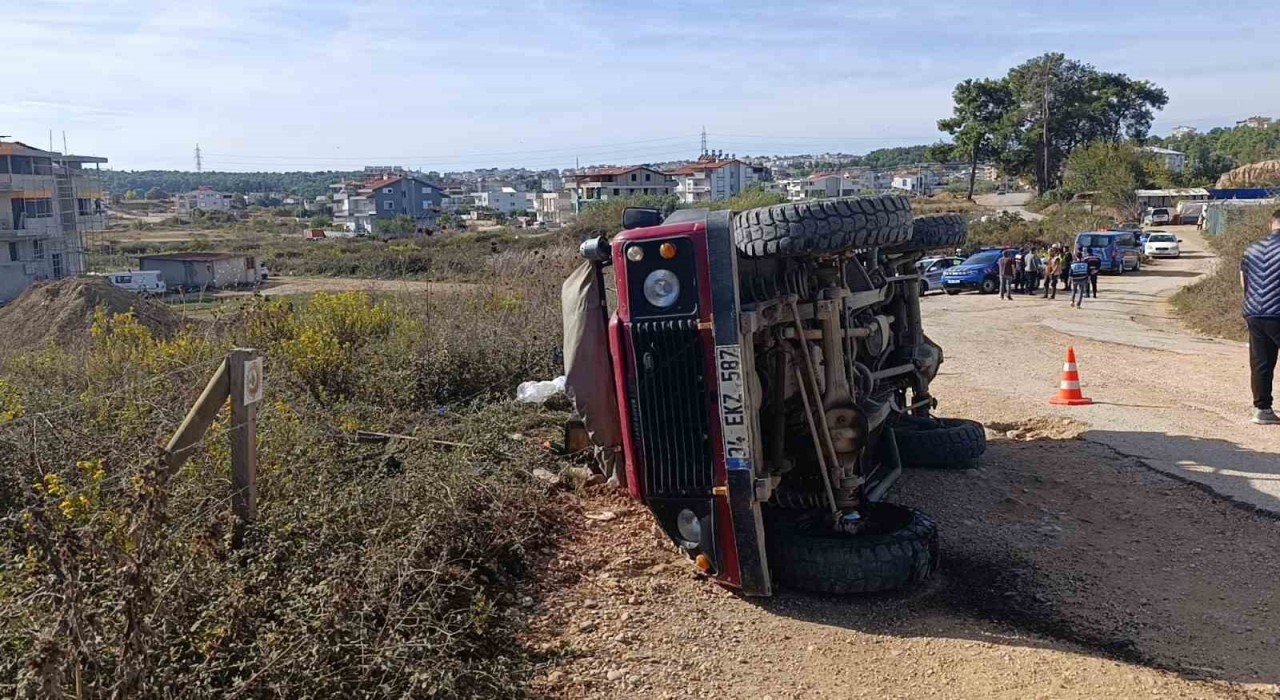 Antalya'da Safari araçları çarpıştı: 10'u yabancı 11 kişi yaralı