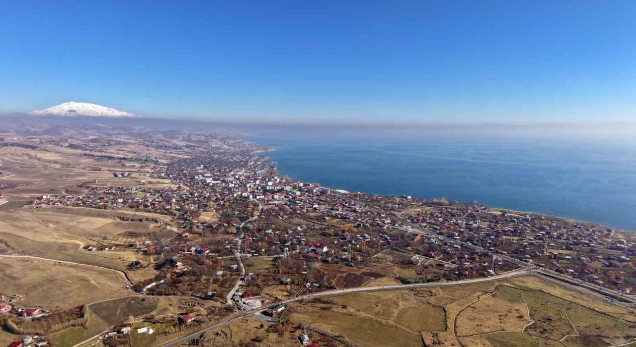 Sakin şehir Ahlat, havadan böyle görüntülendi