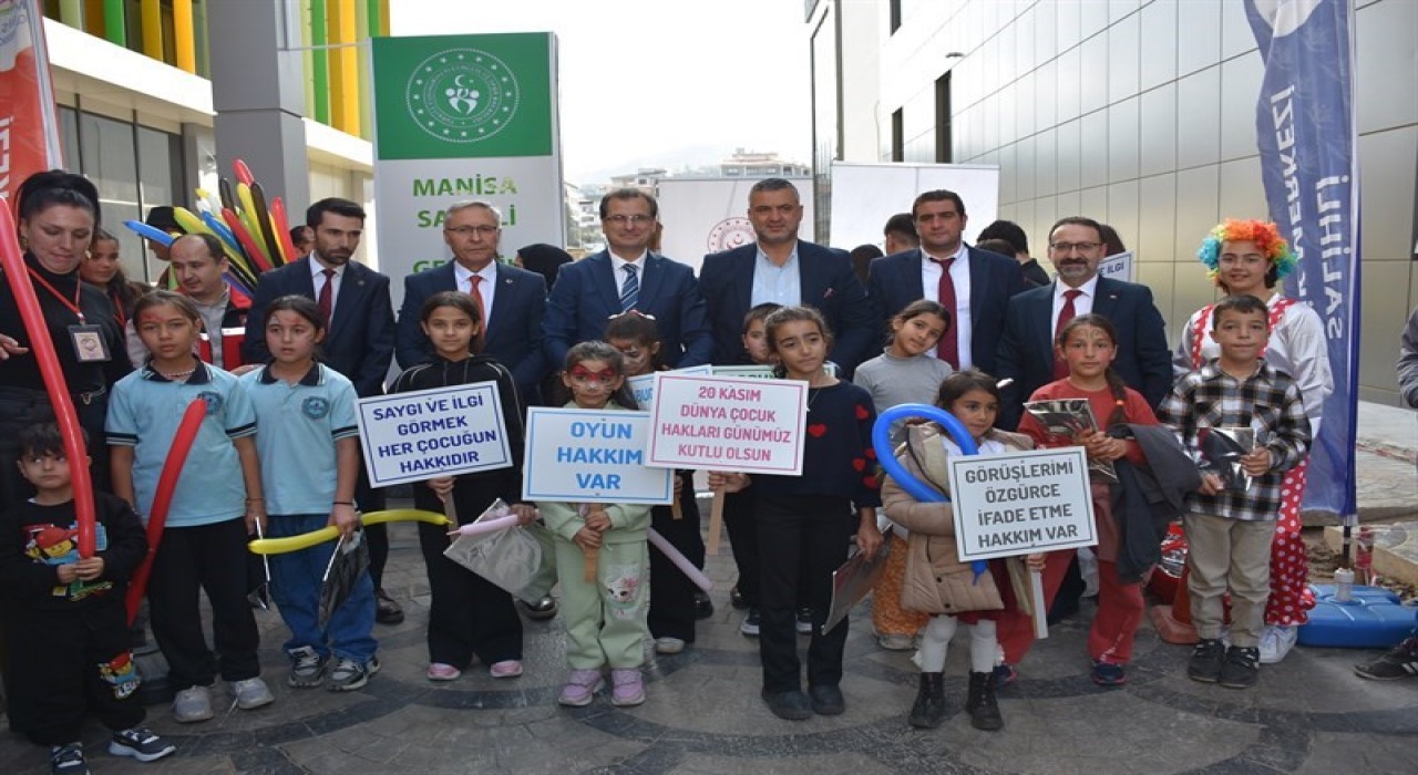 Salihlide Dünya Çocuk Hakları Günü kutlandı