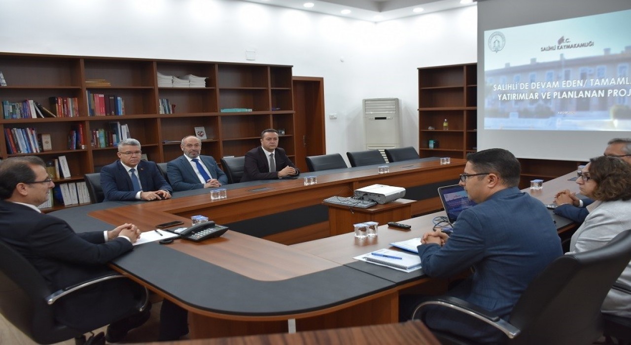 Salihlide kamu yatırımları masaya yatırıldı