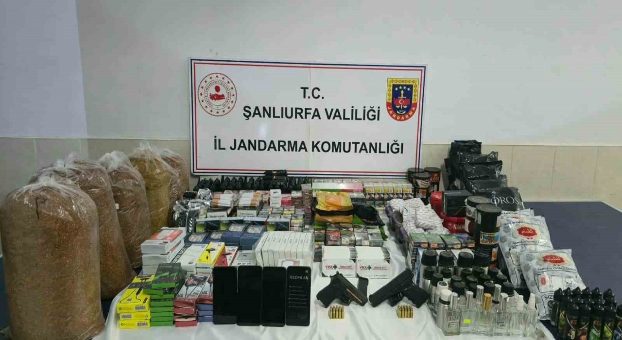 Şanlıurfada bir işyerine operasyon: 4 gözaltı