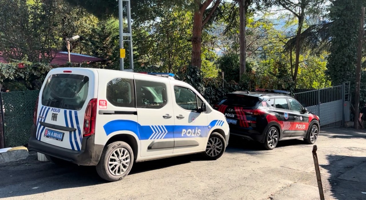 Sarıyerde kız arkadaşı olduğu öne sürülen kadını önce vurdu, ardından aynı silahla intihar etti