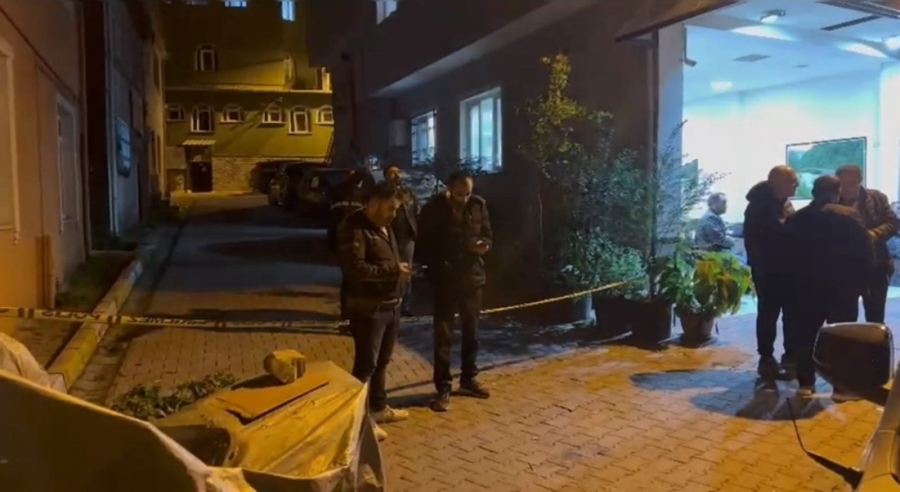 Sarıyerde yolda yürürken silahlı saldırıya uğrayan bir kişi yaralandı