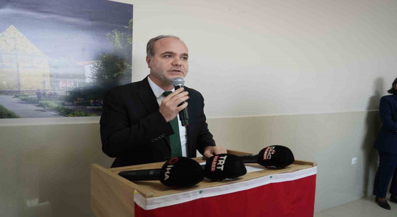 Şehit Yusuf Bozkurt ve Şehit Halit Ergüvenin adları bu okulda yaşatılıyor