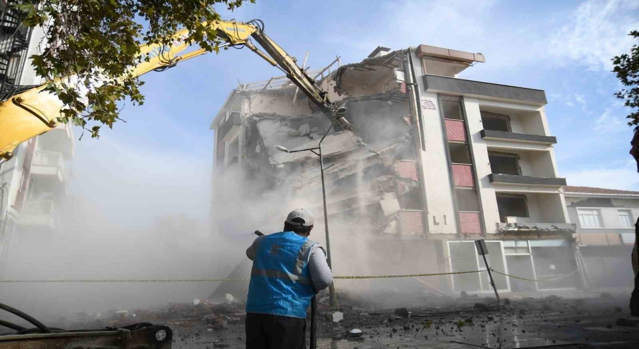 Sındırgıda 3 ayda 17 bin deprem kaydedildi