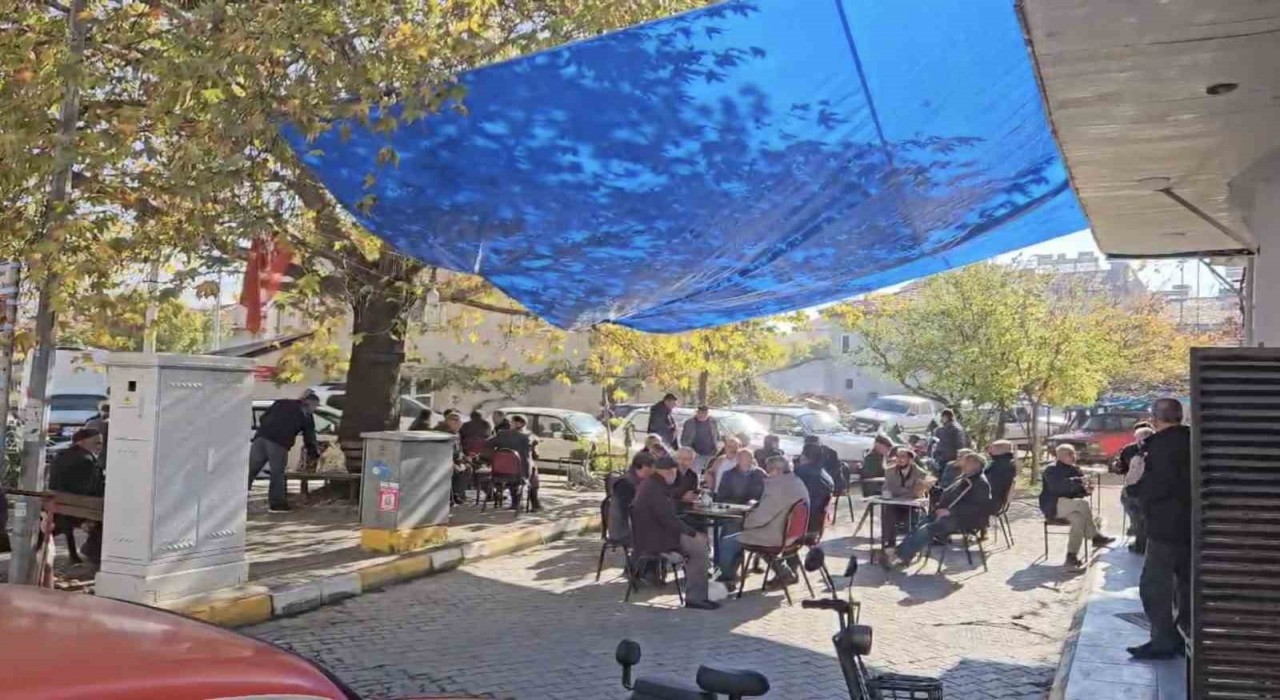 Sındırgıda peş peşe depremler