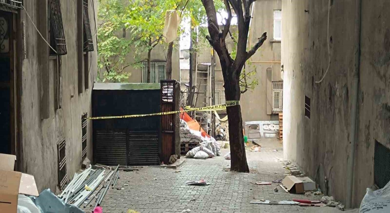 Şırnakta bir kişi, tartıştığı şahsı baltayla öldürdü