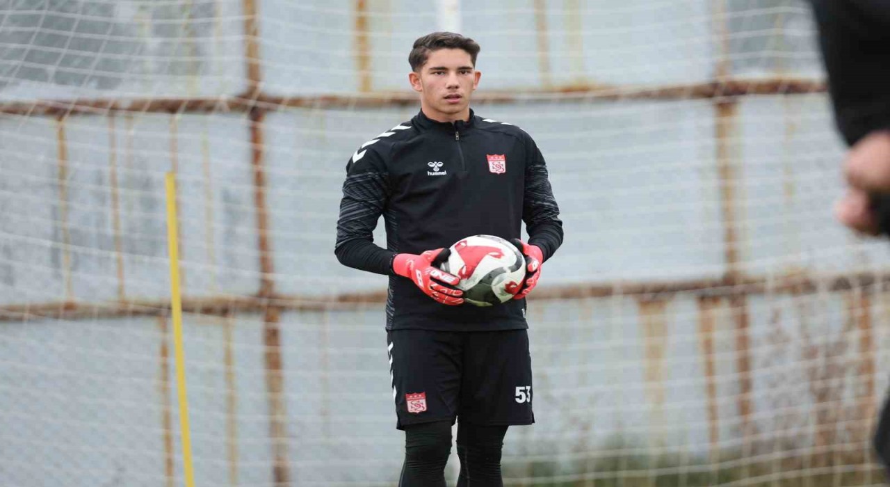 Sivassporda Esenler Erokspor maçı hazırlıkları devam etti