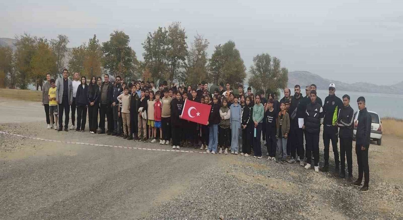 Sivricede Atatürk ve Gençlik Koşusu coşkusu