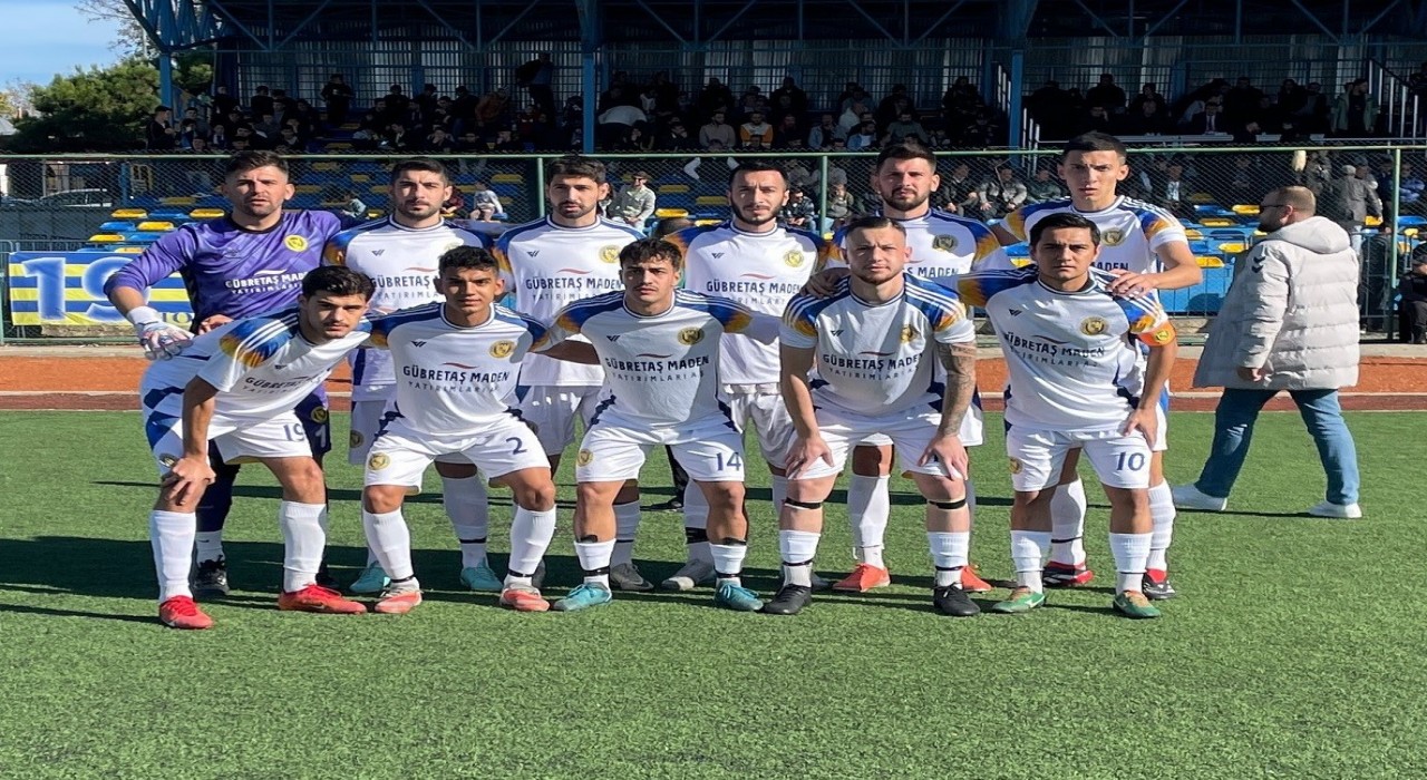 Söğütspor kendi evinde mağlup ayrıldı