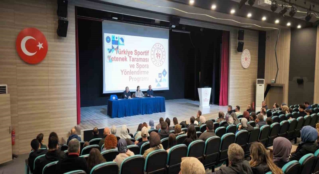 Sportif yetenek taraması öğrencileri için veli toplantısı gerçekleştirildi