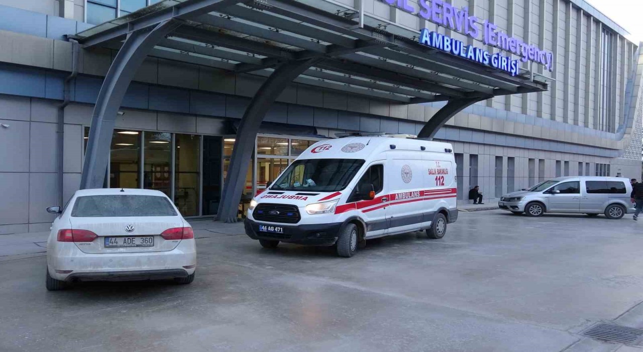 Tabahcayla deneme atışı yaparken kazara kendini vurdu