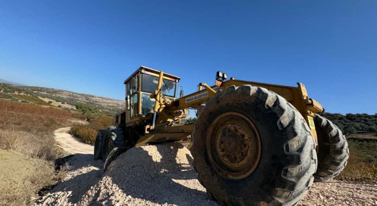 Tarsus Belediyesi Büyükkösebalcıda yol çalışmalarını tamamladı