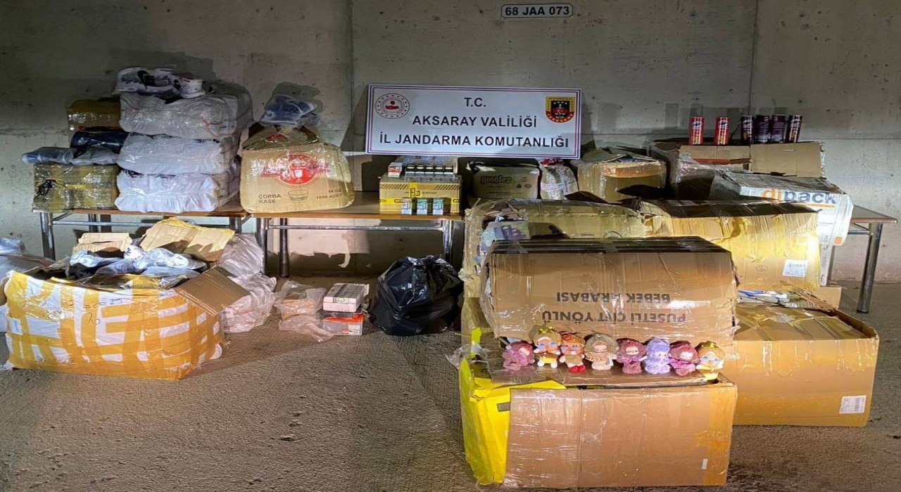 Tırda 3 milyon değerinde kaçak ürün ele geçirildi