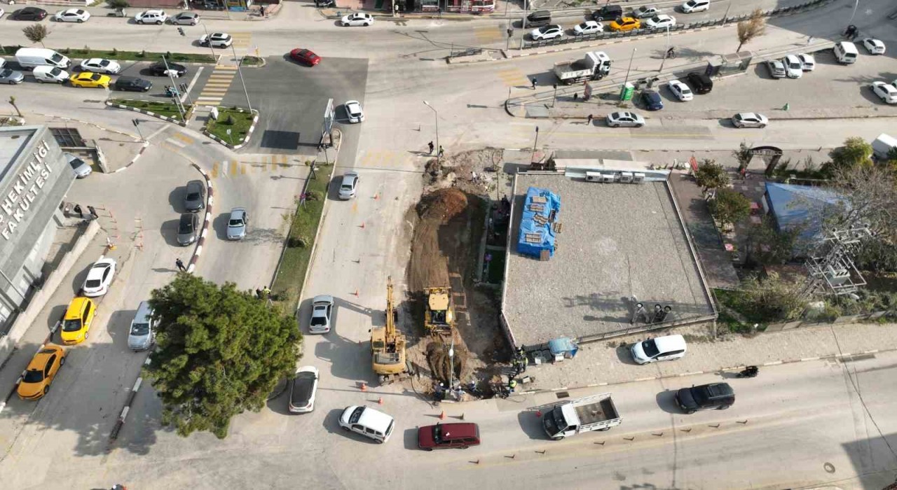 Tokatta trafiğin en yoğun noktasında büyük dönüşüm
