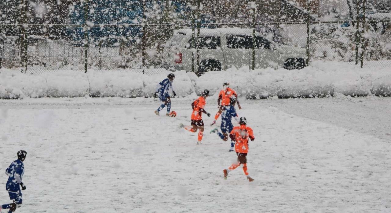 Trabzonspor, deplasmanda Hakkarigücünü 2-1 mağlup etti
