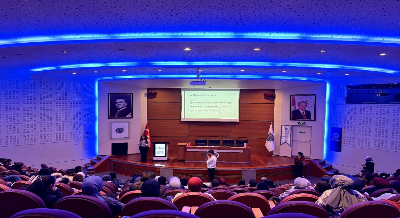 TÜGVAdan gençlere Zor Zamanlarda Umudu Korumak  söyleşisi