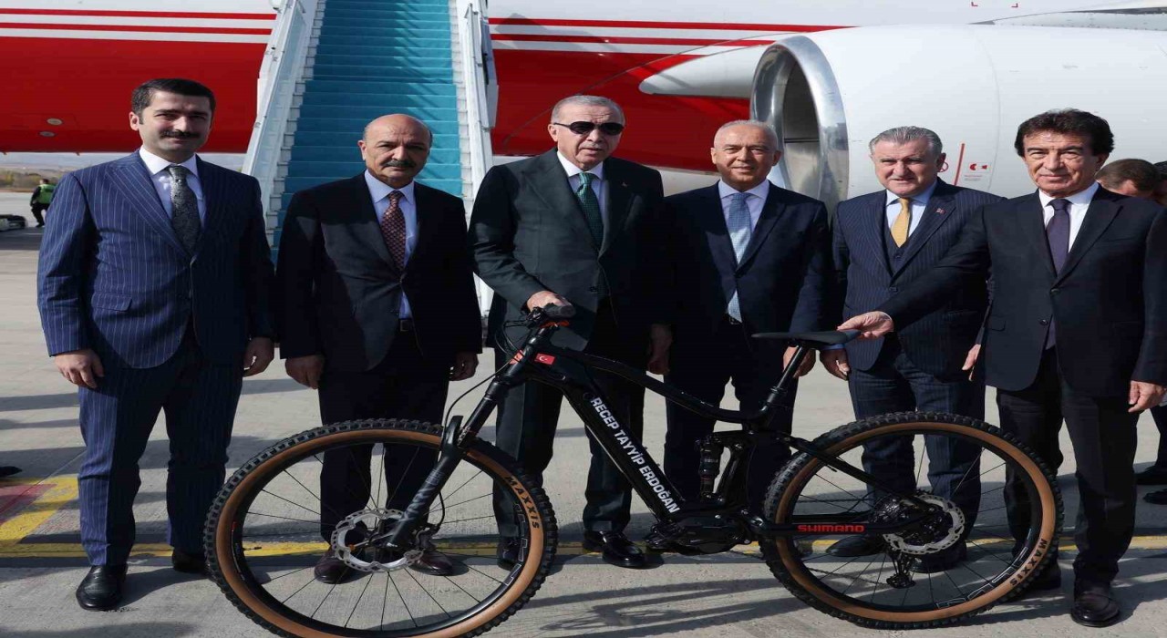 Türkiye Bisiklet Federasyonundan Cumhurbaşkanı Erdoğana özel teşekkür