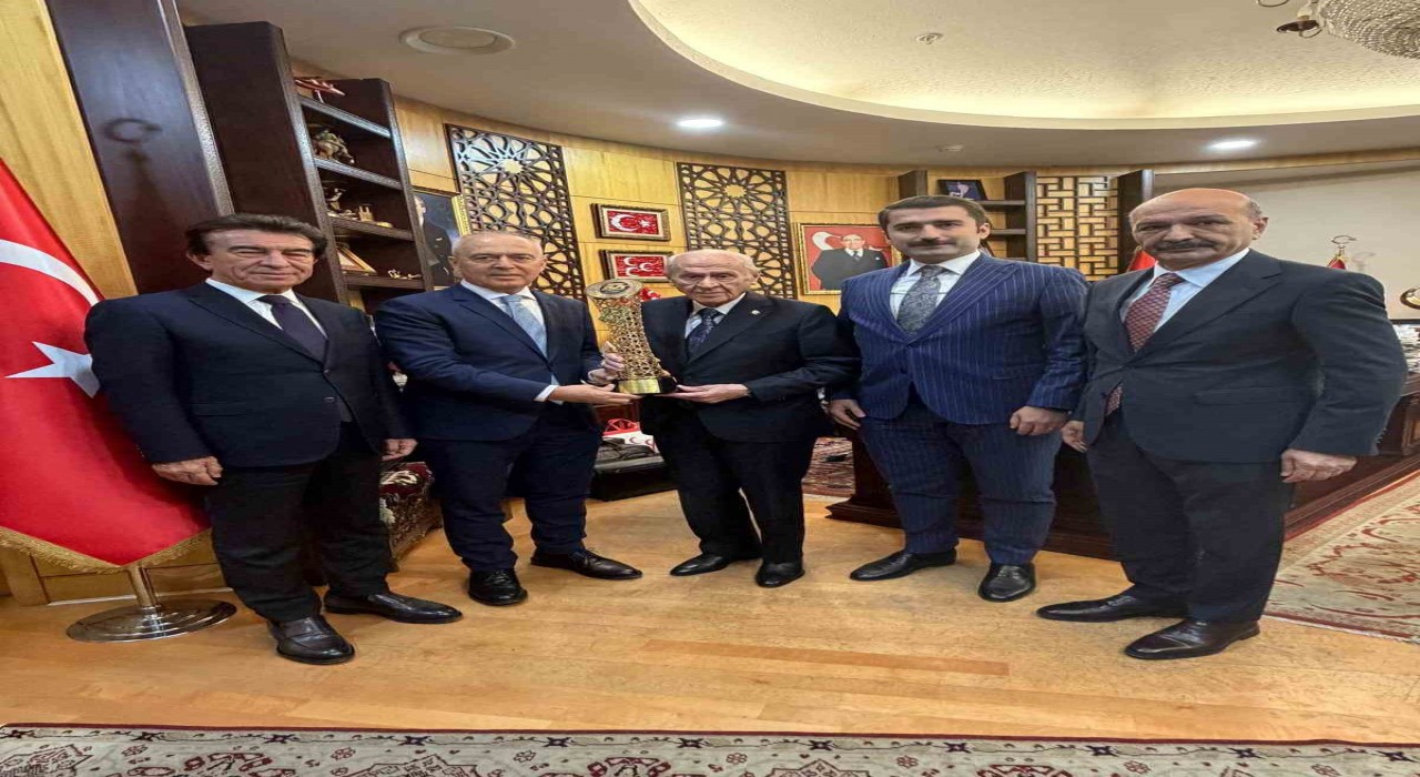 Türkiye Bisiklet Federasyonundan MHP Genel Başkanı Devlet Bahçeliye ziyaret