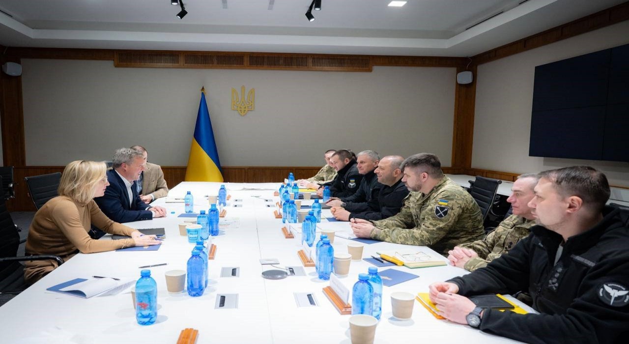 Ukrayna: Tüm ortaklarımızın tekliflerini inceliyoruz ve Ukraynanın tutumuna karşı aynı doğru tutumu bekliyoruz