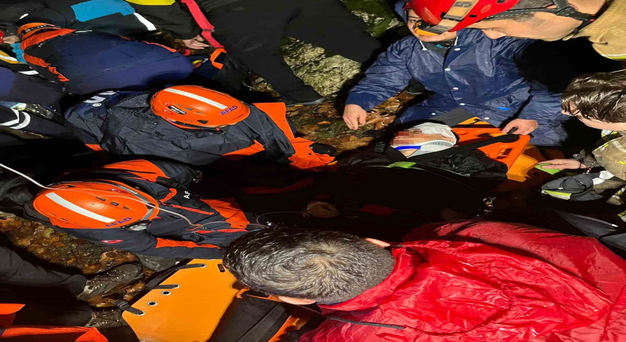 Uludağda facia: Kaybolan iki çocuktan biri düşerek hayatını kaybetti