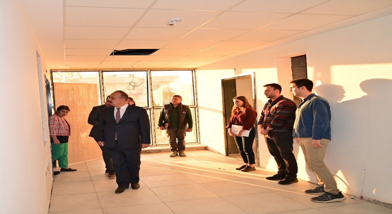 Vali Canbolat, Huzurevi ve Rehabilitasyon Merkezi inşaatında incelemelerde bulundu