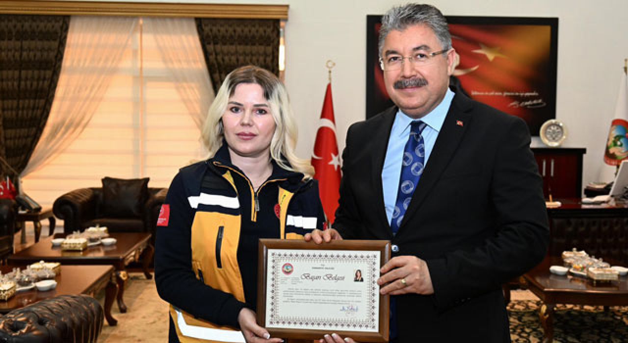 Vali Yılmaz, Heimlich ile Can Kurtaran ATT’yi Ödüllendirdi