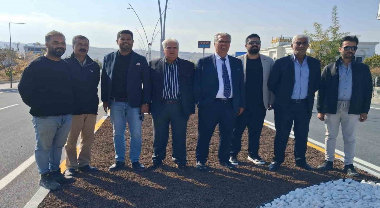 Van trafiğine yeni nefes: Edremit Köprülü Kavşağı trafiğe açıldı