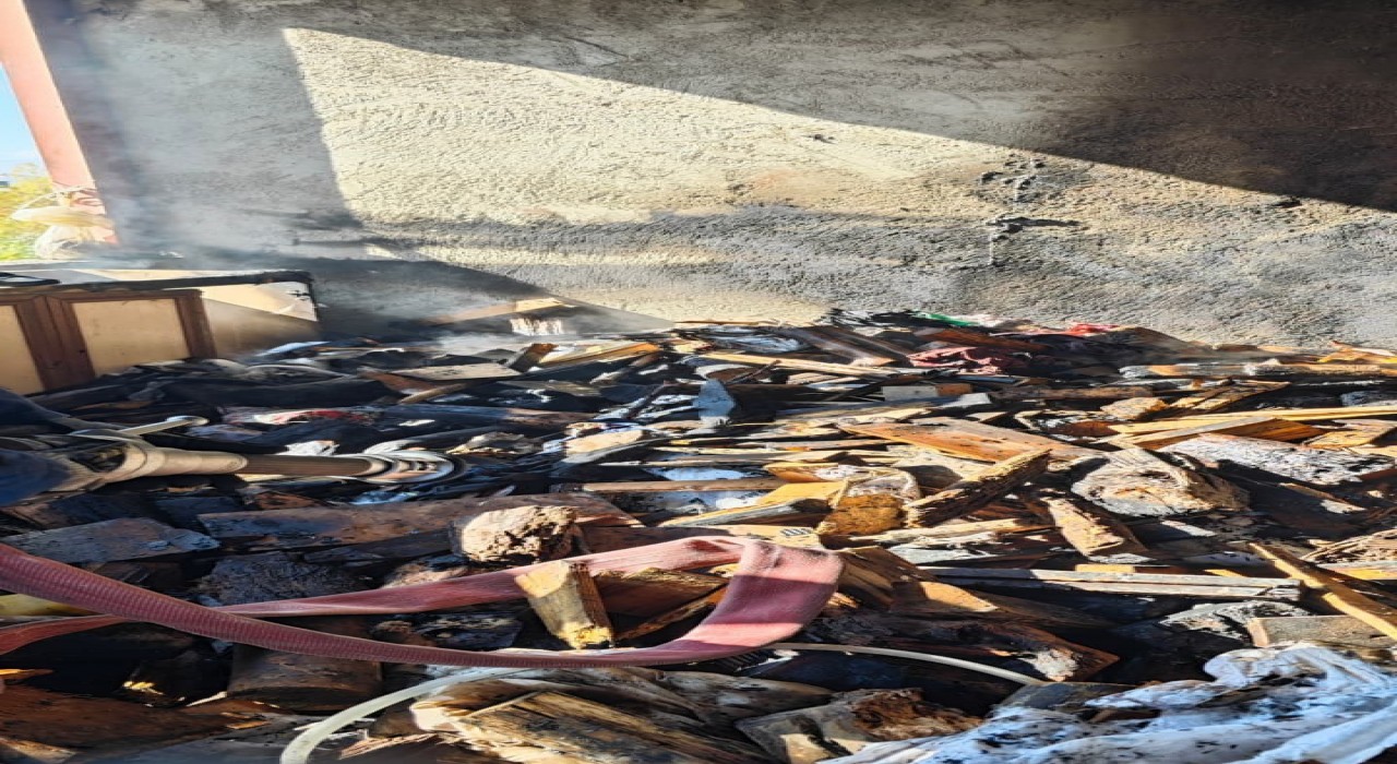 Vanda çatı yangını