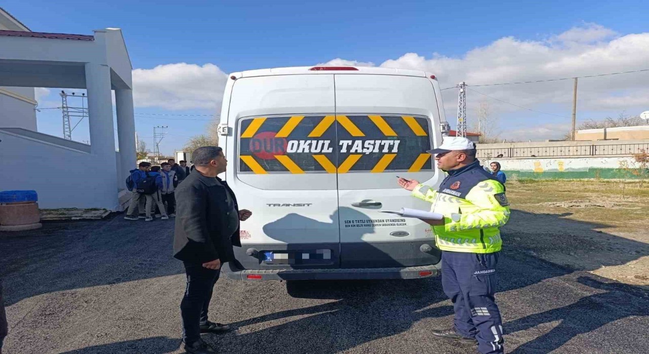 Vanda okul servisleri denetlendi