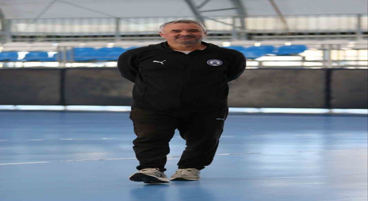 Yalıkavakspor Başantrenörü Özcan: Hedefimizden ayrılmadan yola devam ediyoruz