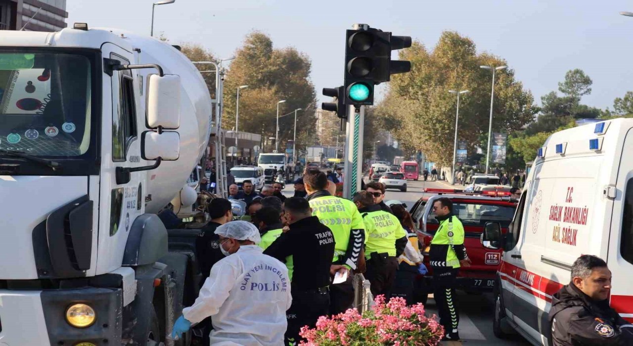 Yalovada mikserin altında kalan yaşlı kadın feci şekilde can verdi