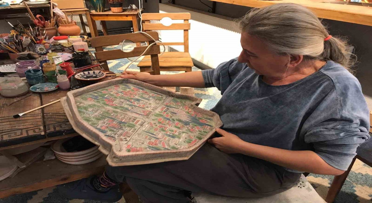 Yapımı 1,5 ay süren eser, Papa 14üncü Leoya takdim edilmeye hazır