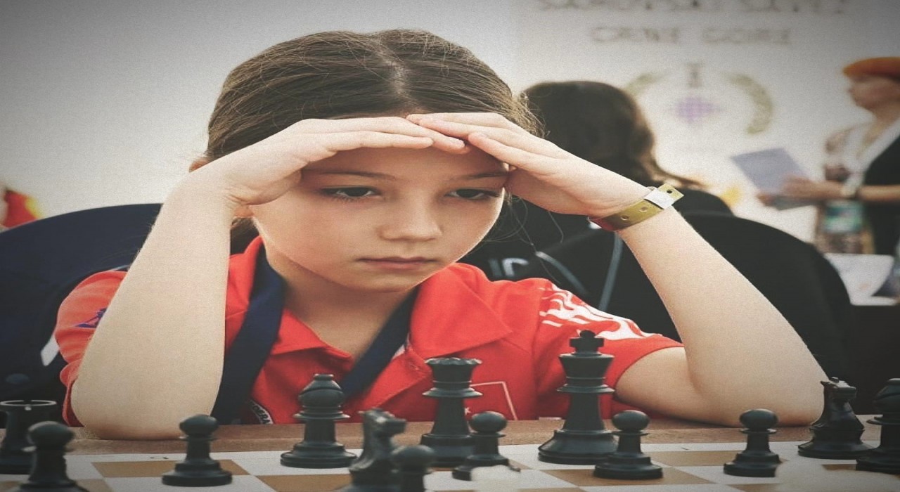 Yaşı küçük, hedefi büyük: Küçük Derin, Avrupa Şampiyonasında Türkiyeyi temsil ediyor