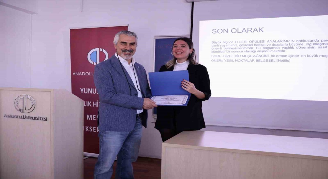 ‘Yaşlılıkta Egzersiz ve Kronik Hastalıklar konulu konferans gerçekleştirildi